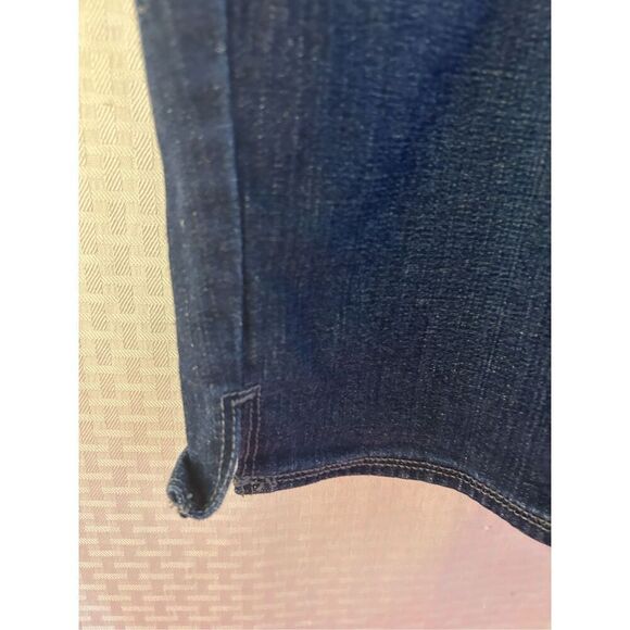 Levi’s denim shorts size 14 - Picture 3 of 9